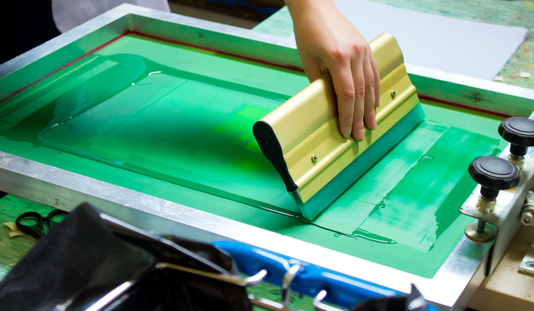 5 Reasons to Choose Screen-Printed T-Shirts